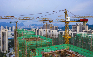 城市建筑工地施工現(xiàn)場圖 記錄建筑施工的脈動